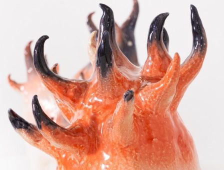 Sonderausstellung:  SPRENGEL@FEINKUNST – MAJA ZIPF – EMOTIONAL SUPPORT OBJECTS (Ausstellung | Hannover)